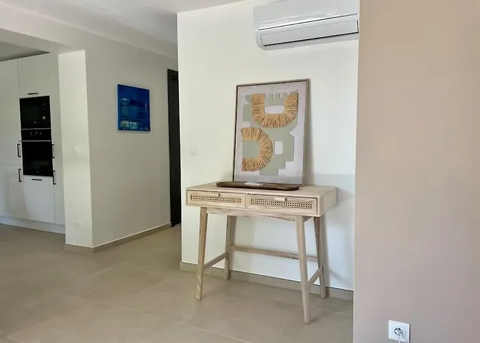 Apartment 61 Boulouris