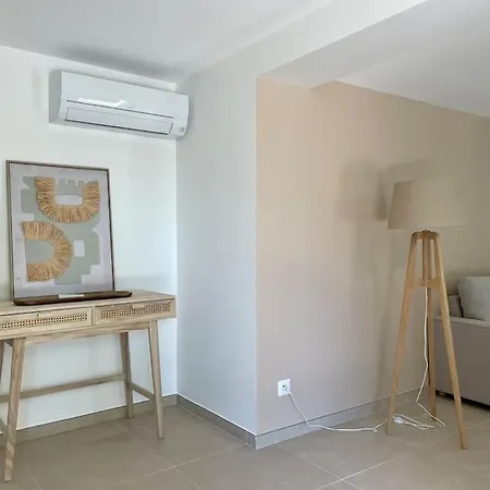 61 Boulouris Apartamento